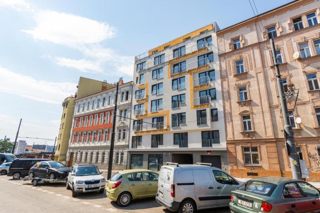 Brand New #24 In Elite With Free Secure Parking In The Center Apartmán *