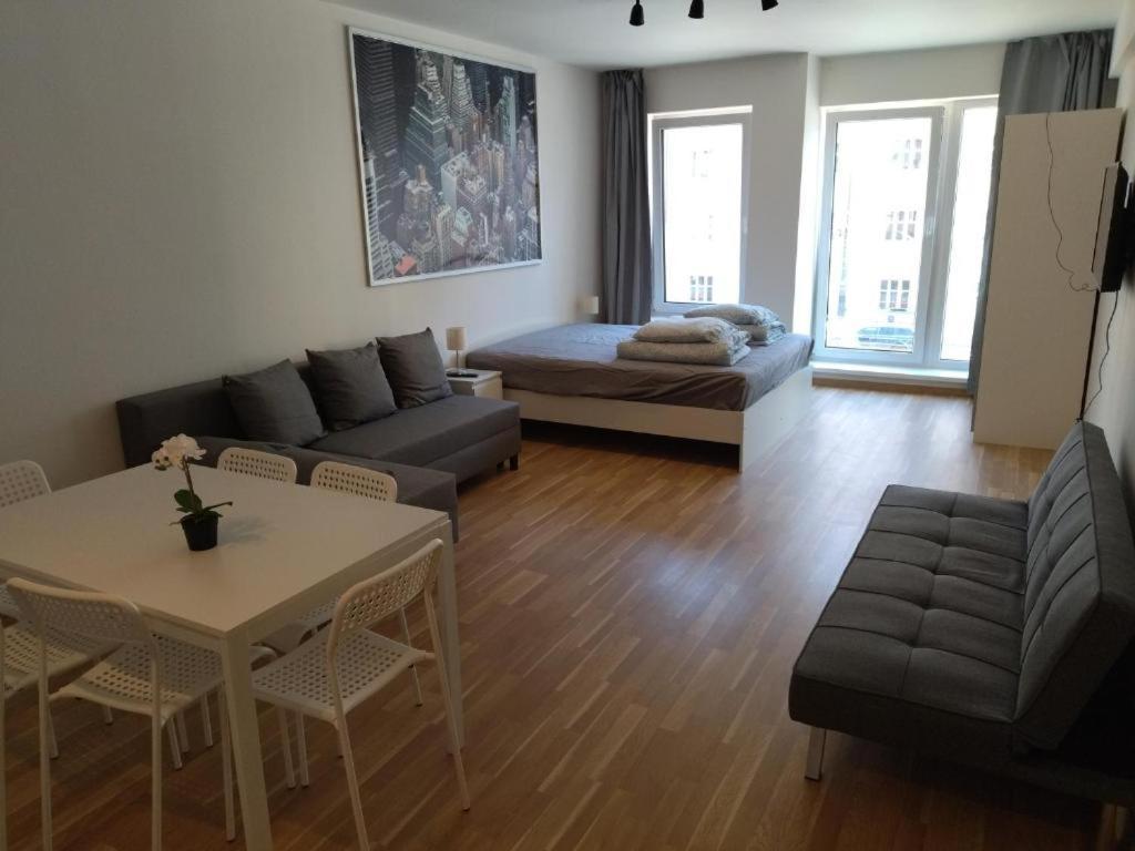 Brand New #24 In Elite With Free Secure Parking In The Center Apartmán Praha